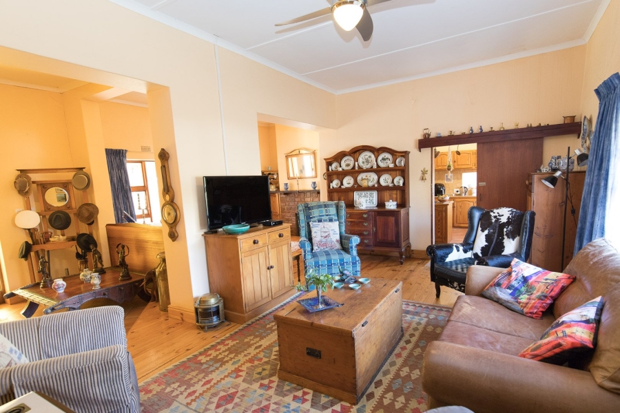 7 Bedroom Property for Sale in Barrydale Western Cape